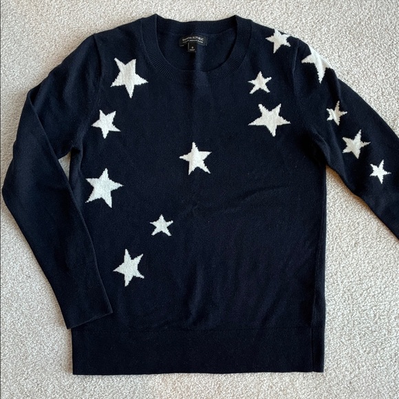 Banana Republic Sweaters - Banana Republic Italian Merino Blend Sweater